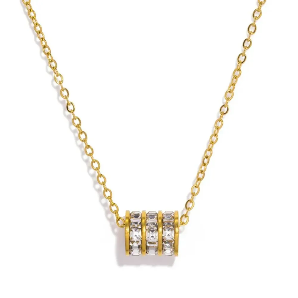 14K Gold Round Pendant Necklace
