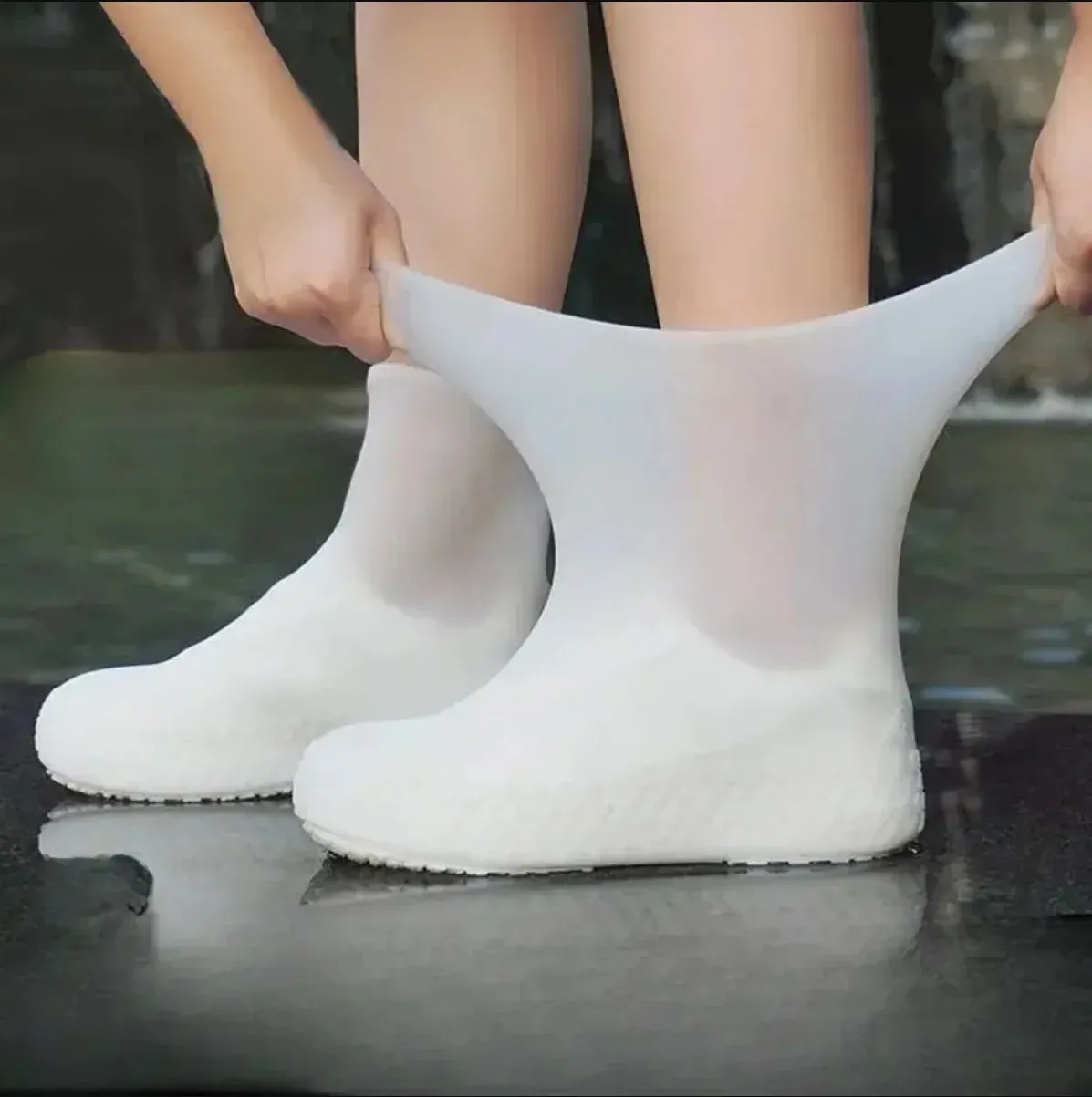 3 pair O Latex  Waterproof Shoe Covers