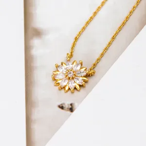 Alicia Bonnie Blooming Necklaces