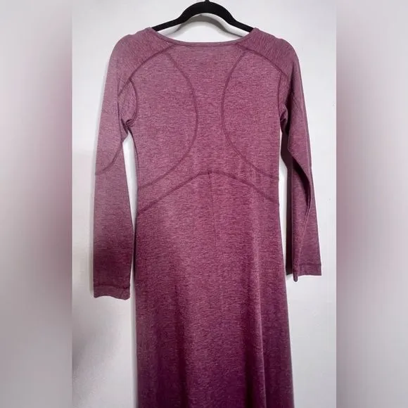 Athleta weekender long sleeve maxi dress burgundy size small
