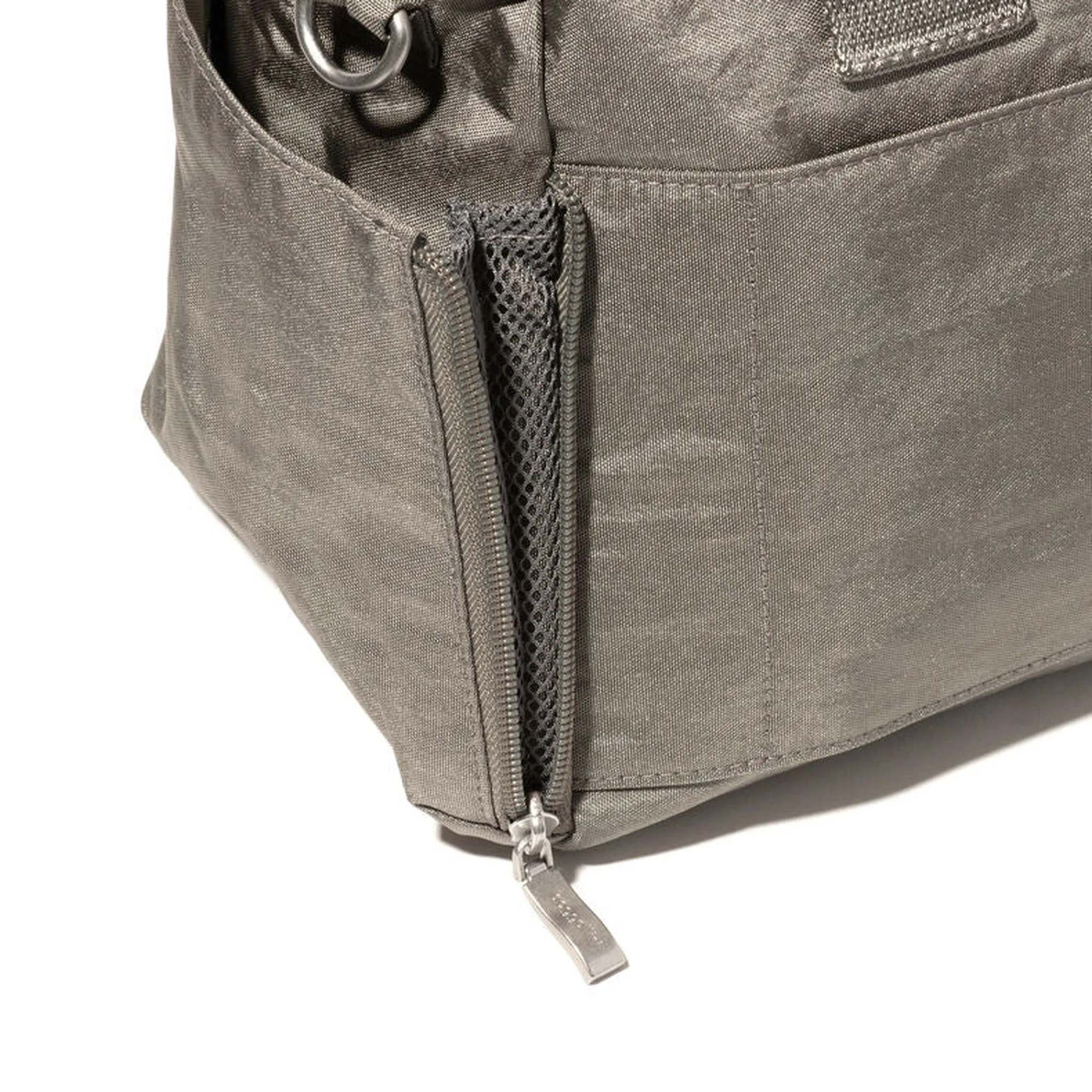 Baggallini Modern Duffel