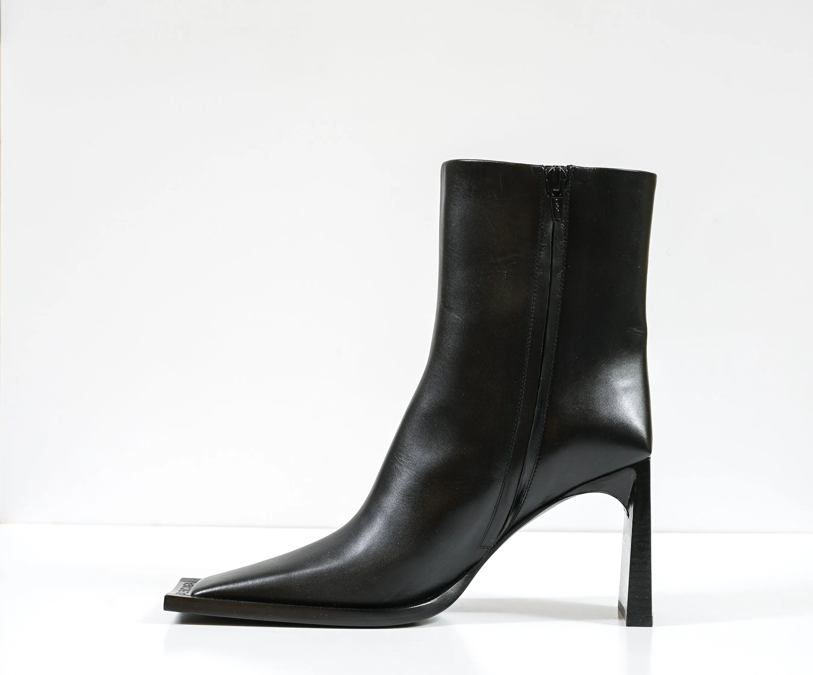 Balenciaga Women's Black Leather Smooth Flat Ankle Bootie 636632 - 37.5 Last Size