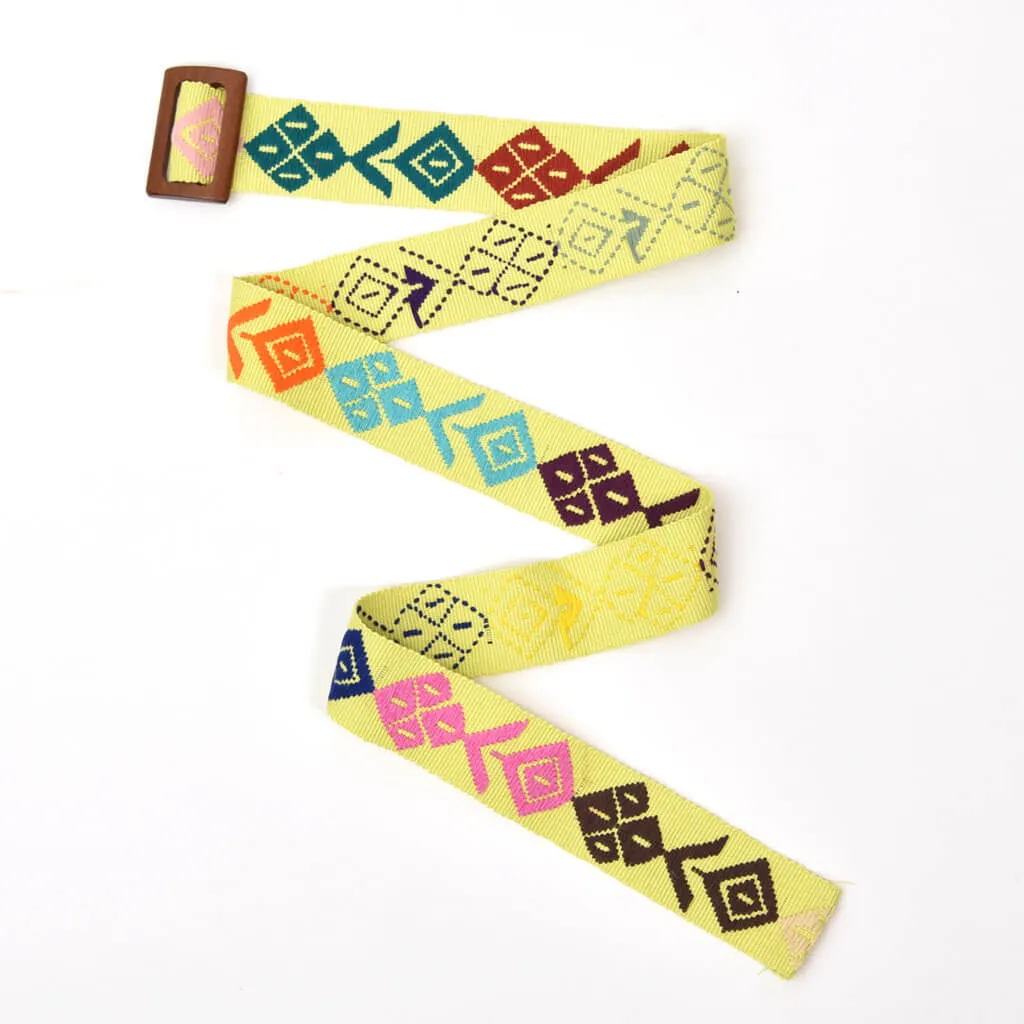 Belt with Wooden Buckle 43" | Lime