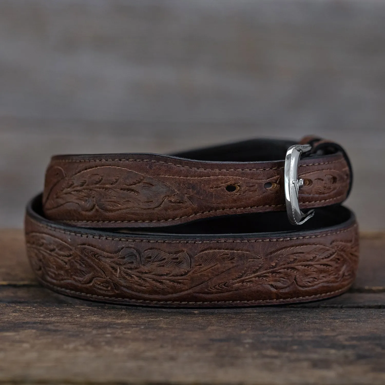 Bison Tooled Oak Leaf