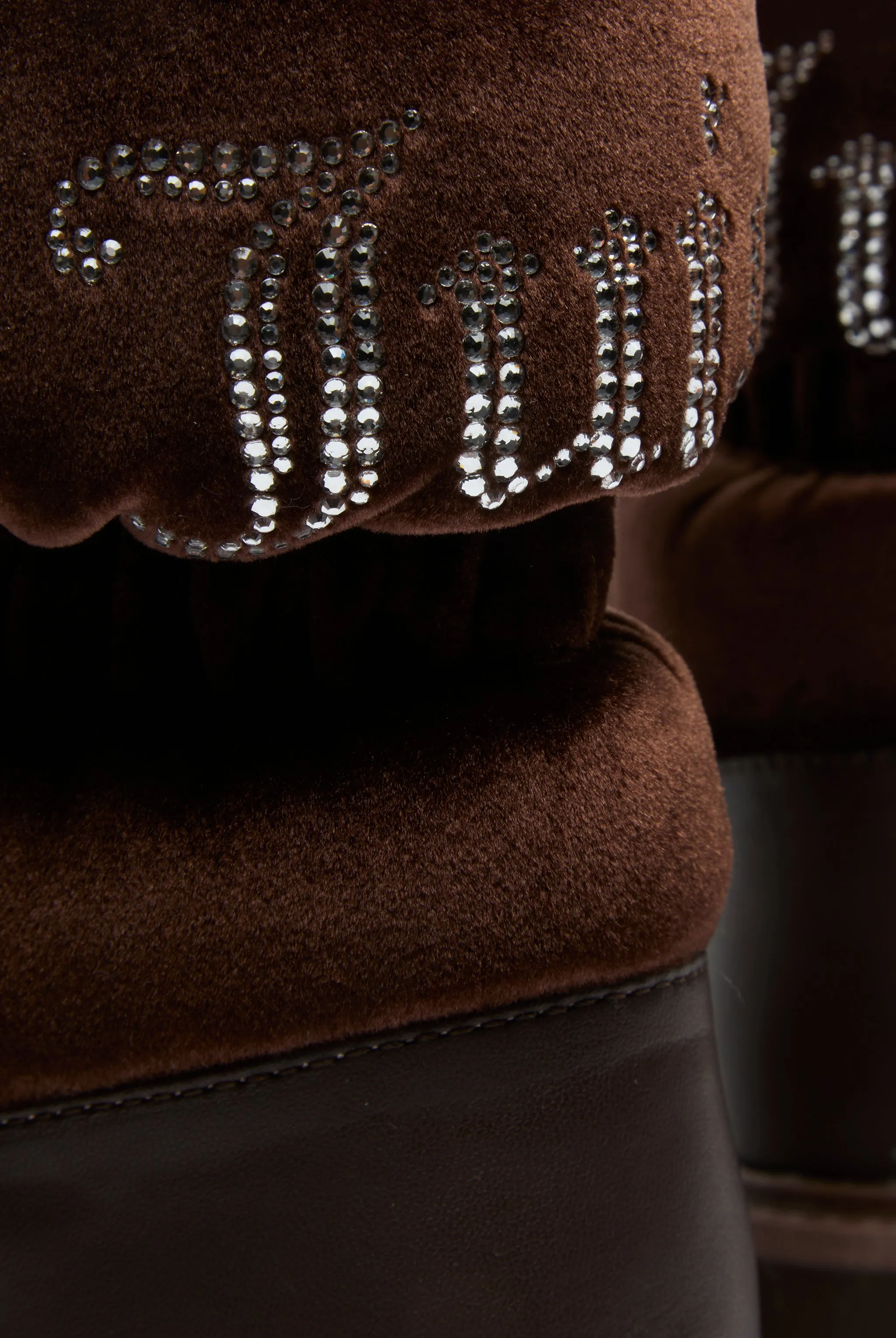 BITTER CHOCOLATE ULTRA VELOUR ALPINE BOOT