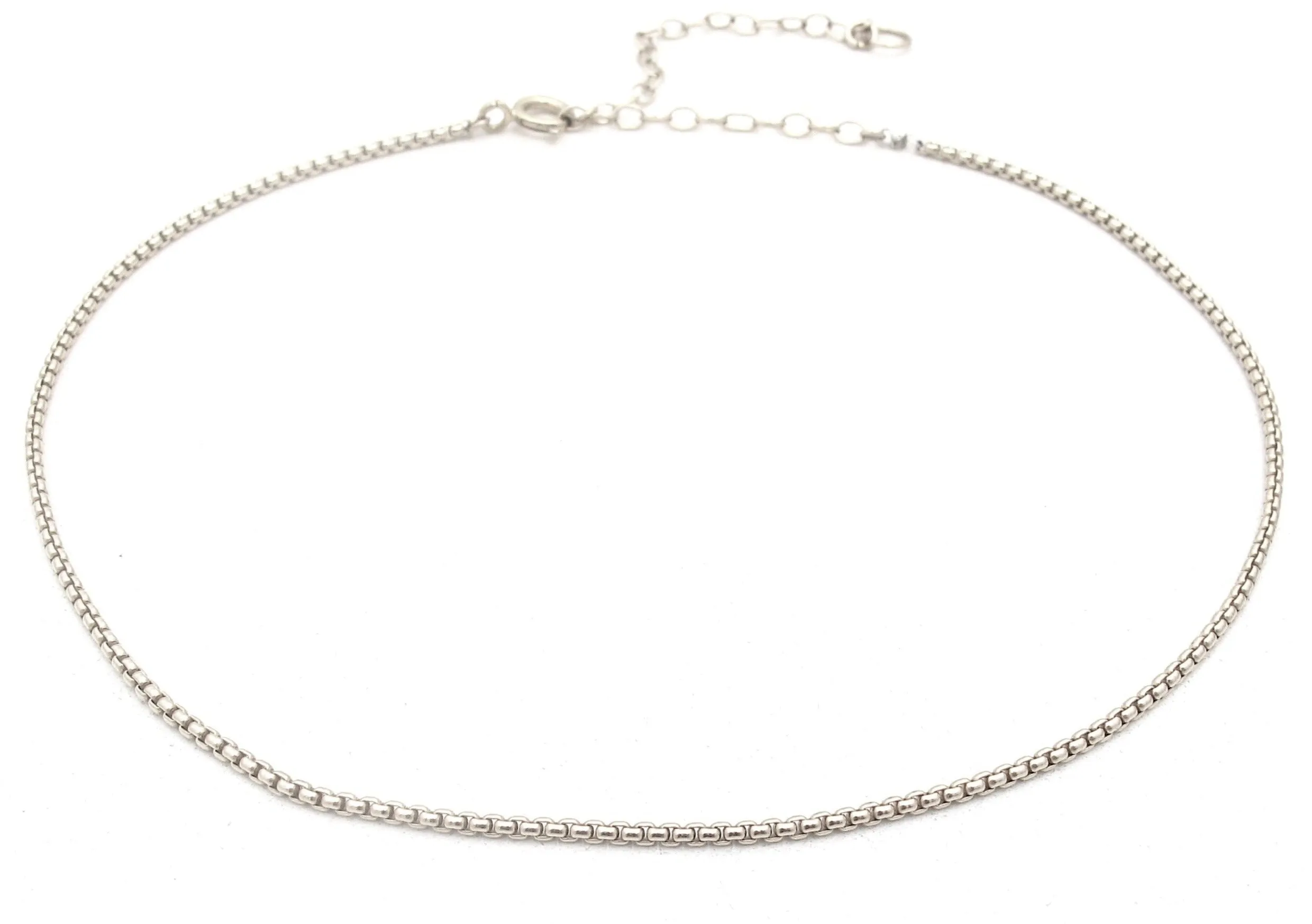 Box Chain Choker