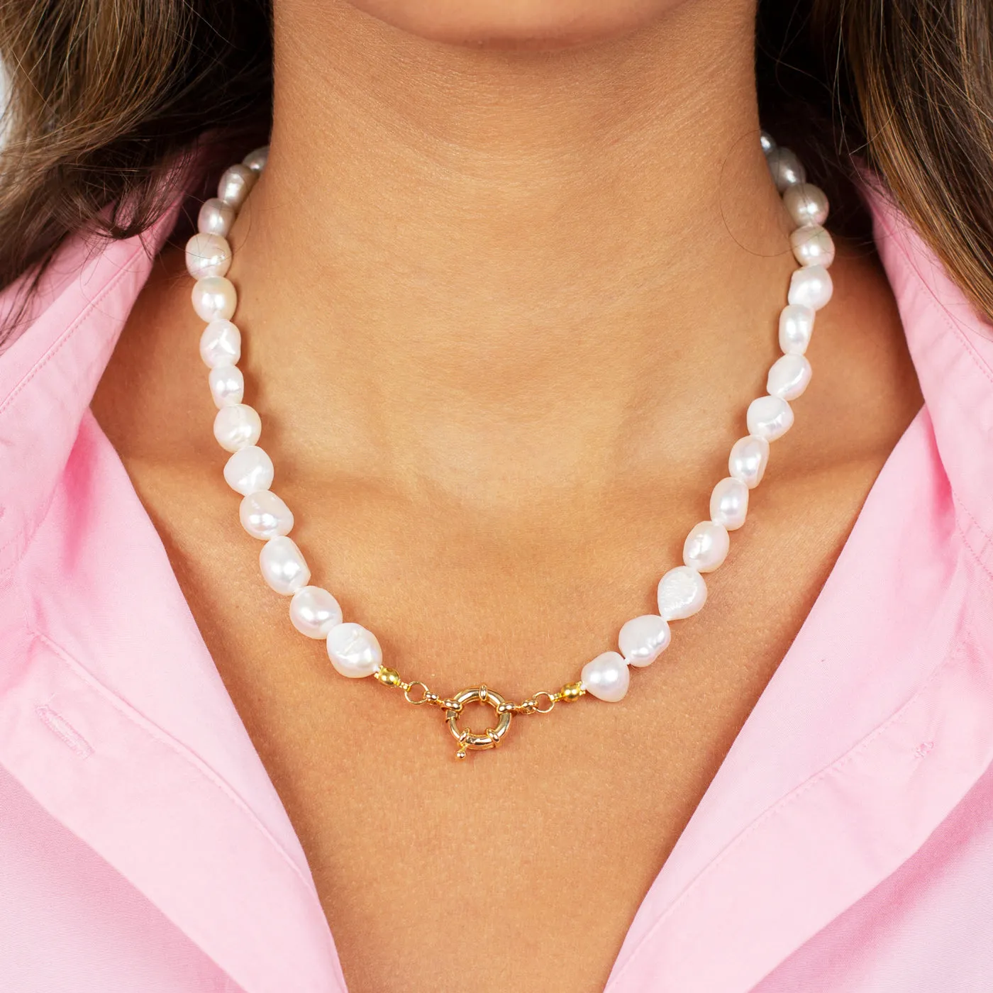 Chunky Pearl Toggle Necklace