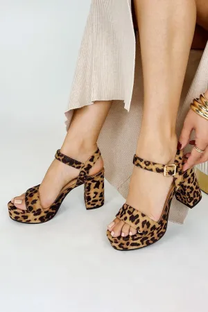CHUNKY PLATFORM BLOCK HEEL
