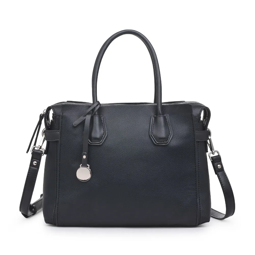 Claudia Satchel