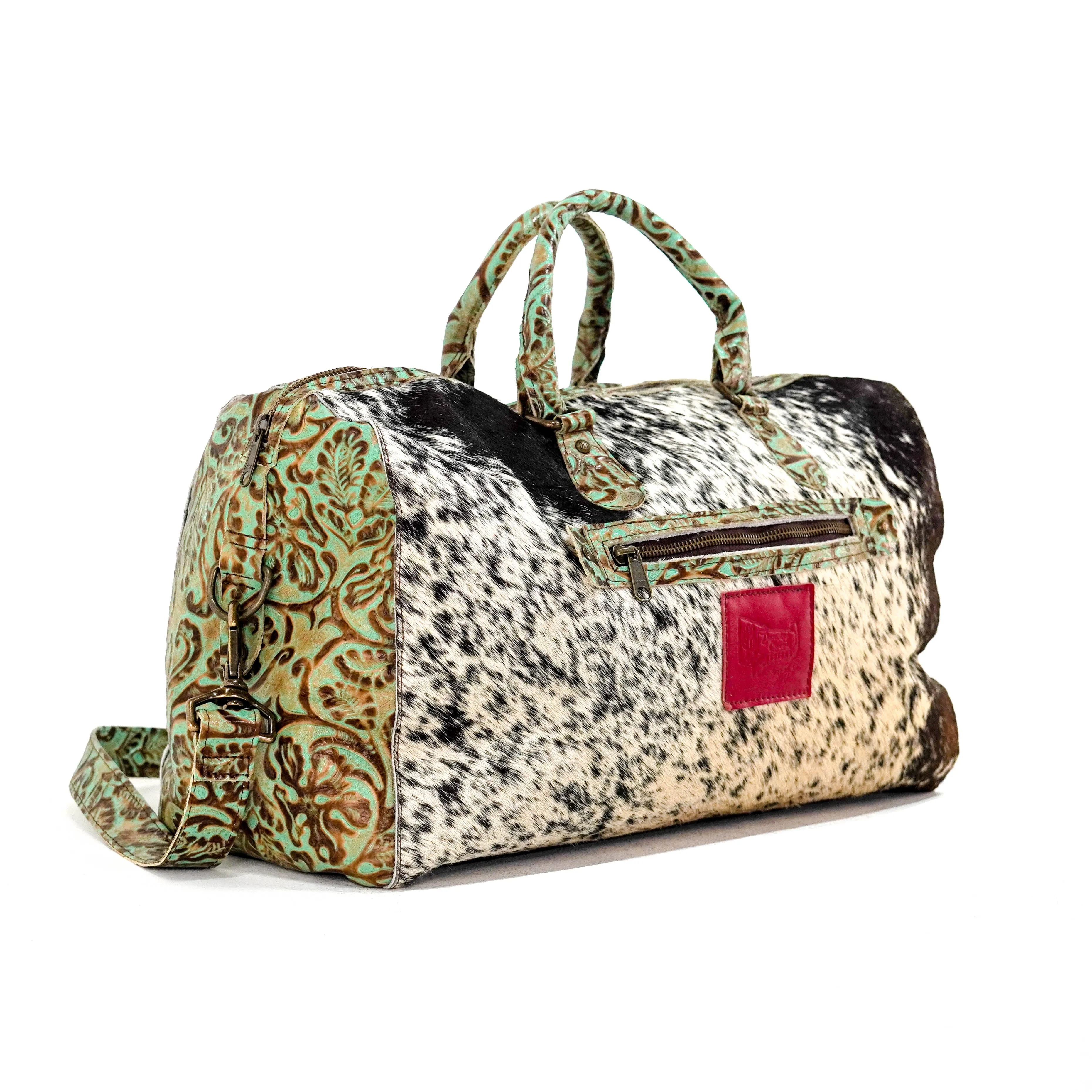 Duffel - Black & White w/ Turquoise tool