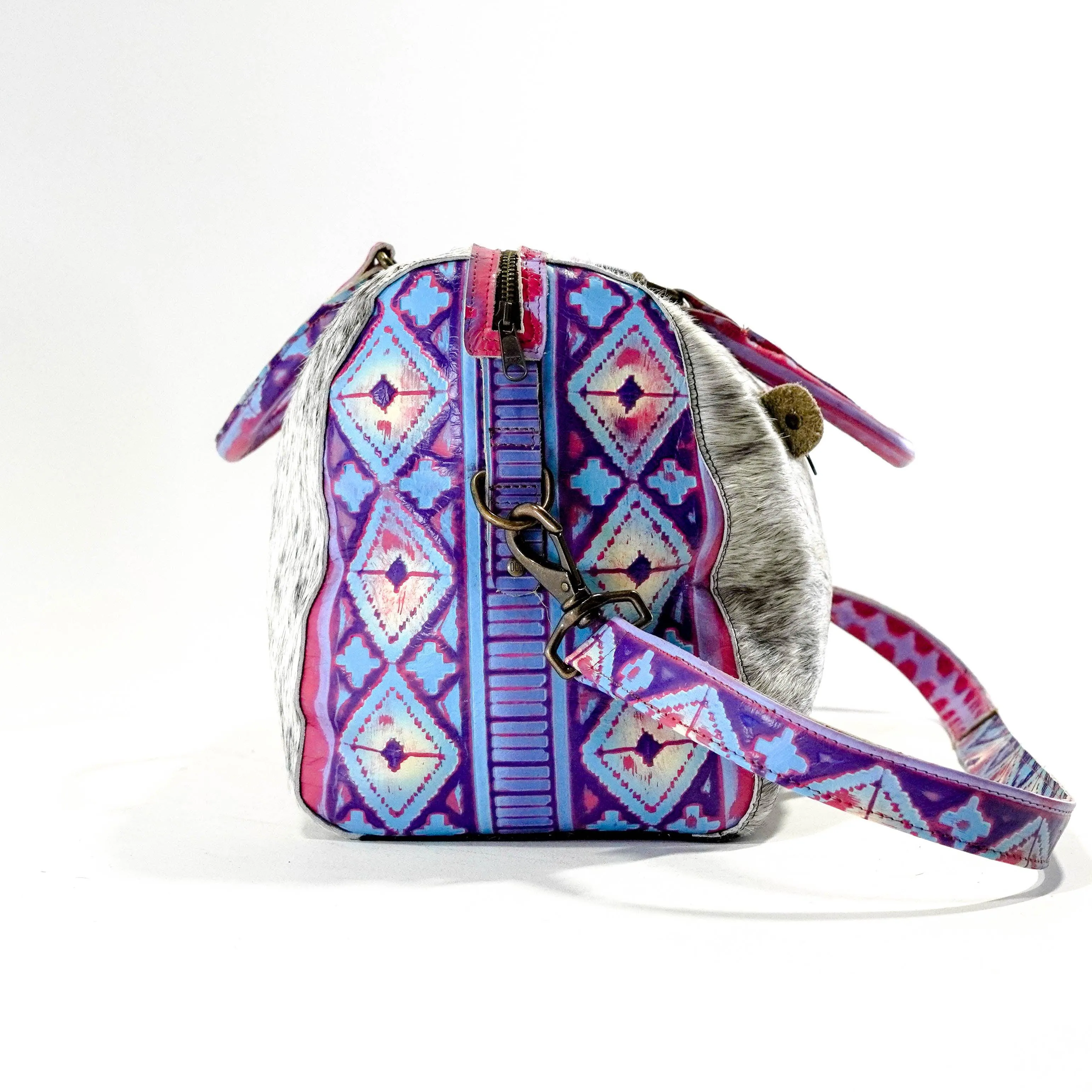 Duffel - Black & White w/ Unicorn Navajo