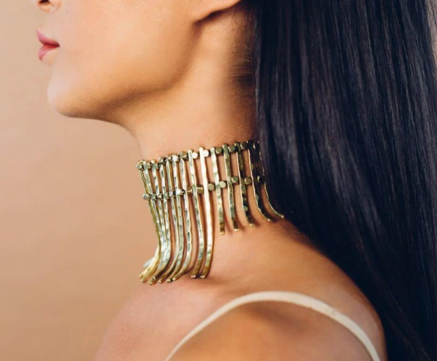 Efy Choker