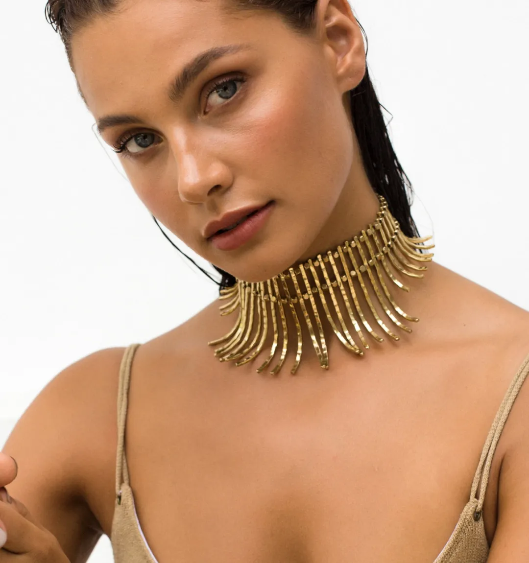 Efy Choker