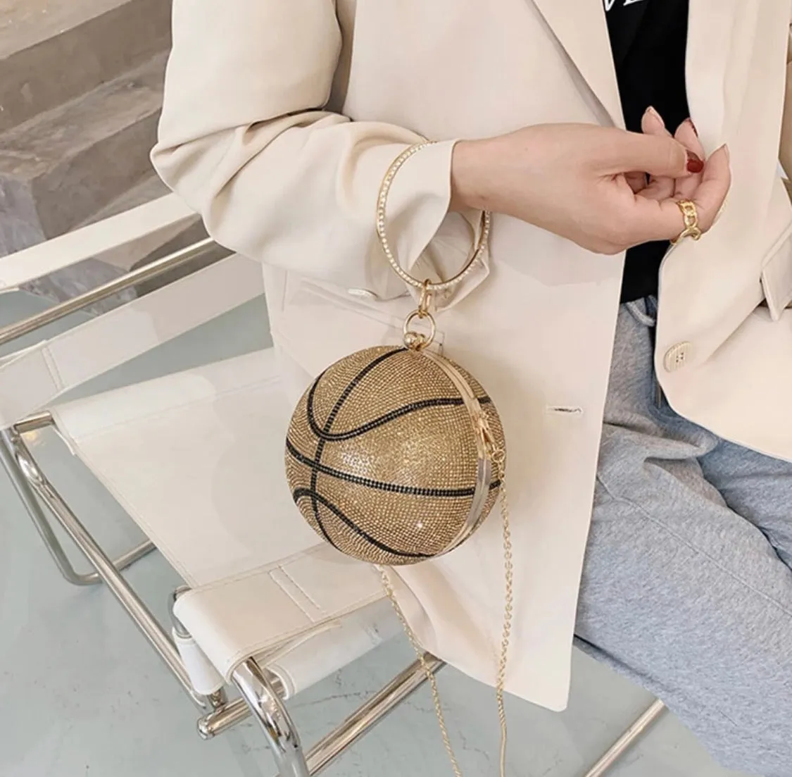 FASHION SPORTS CLUTCH