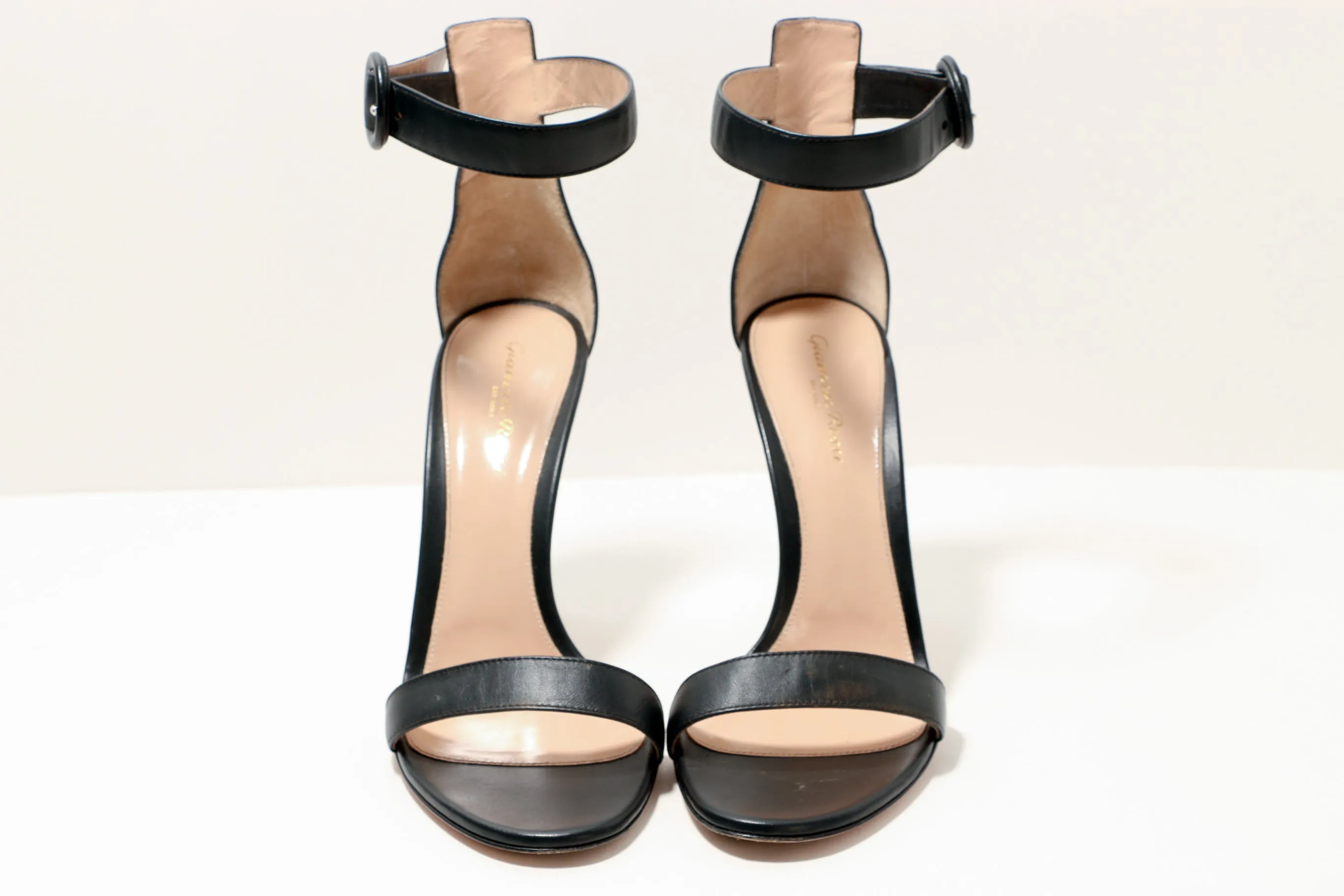 Gianvito Rossi Leather Portofino Heels 39.5