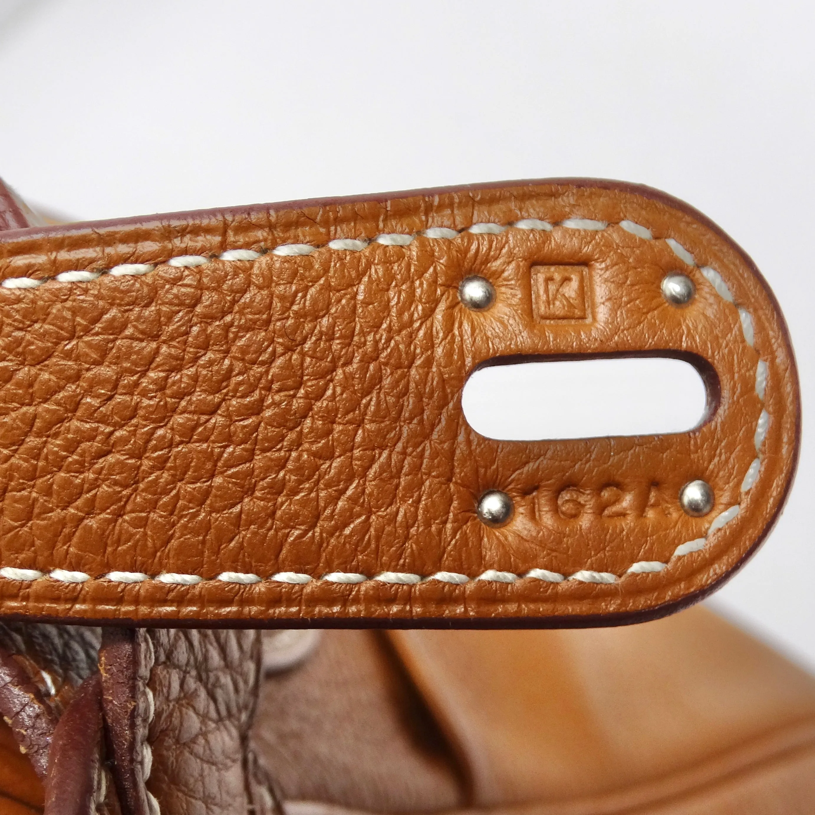 Hermès Lindy 34 Gold Clemence Leather Shoulder Bag