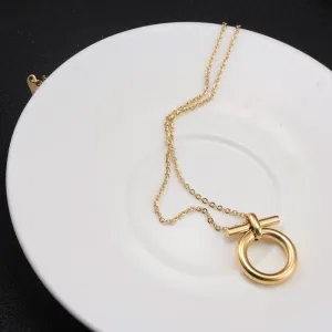 Horseshoe Pendant Necklace