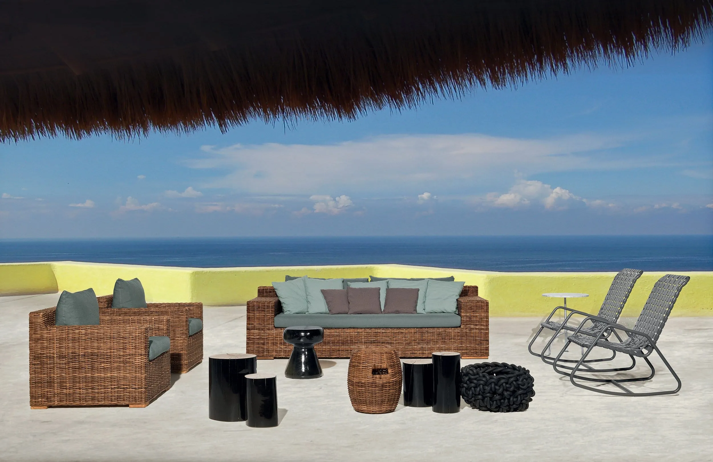InOut 809 - Outdoor Rocking Chair