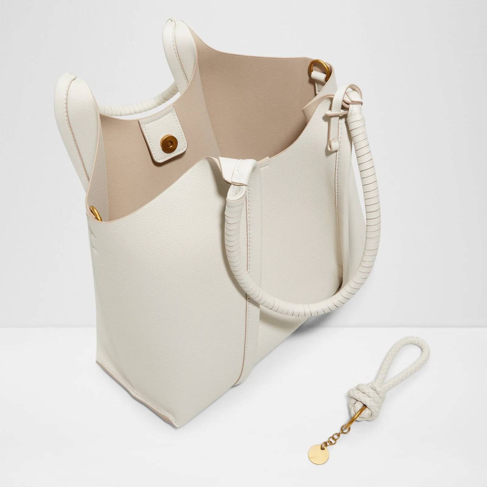 Kylinia / Satchel