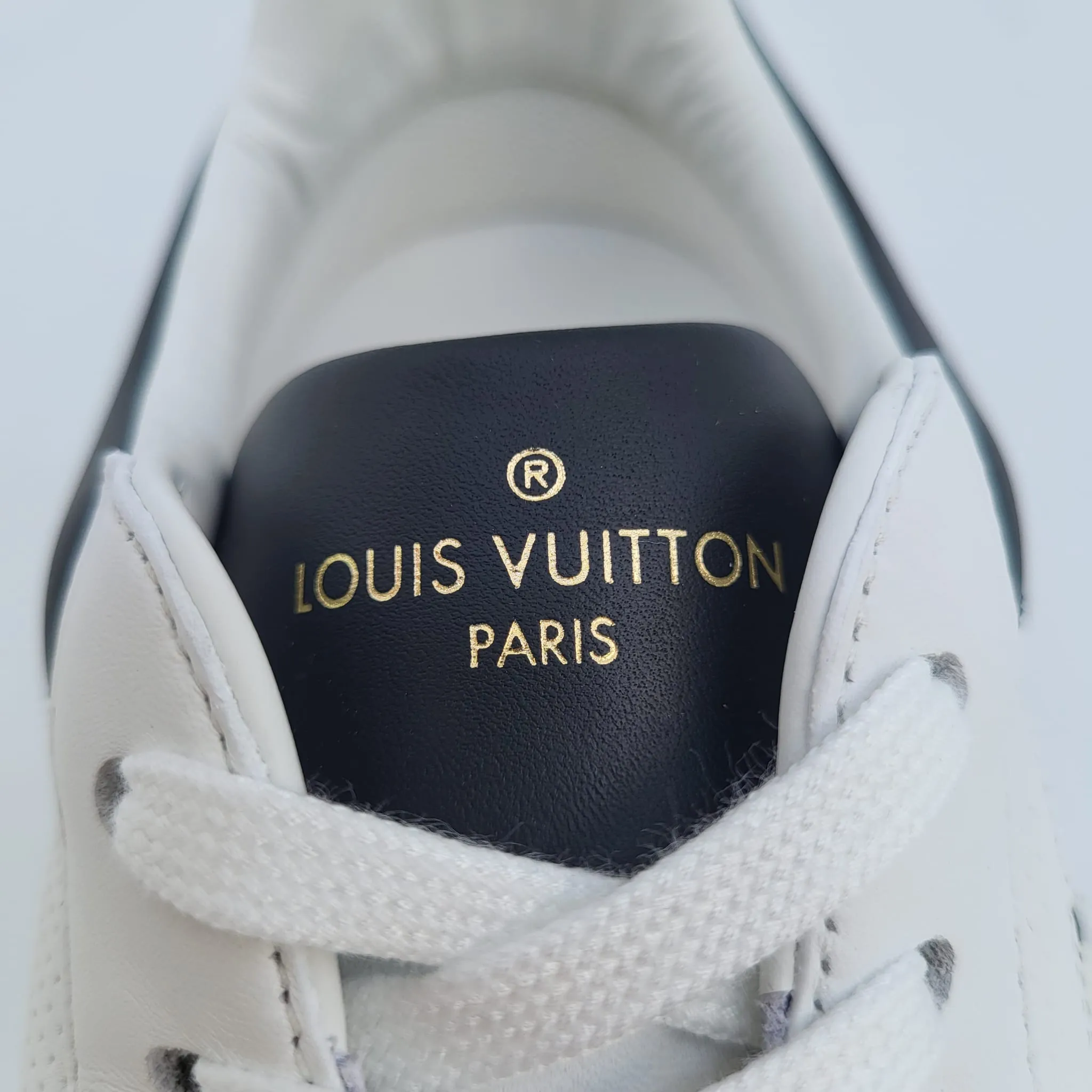 Luxembourg Sneaker