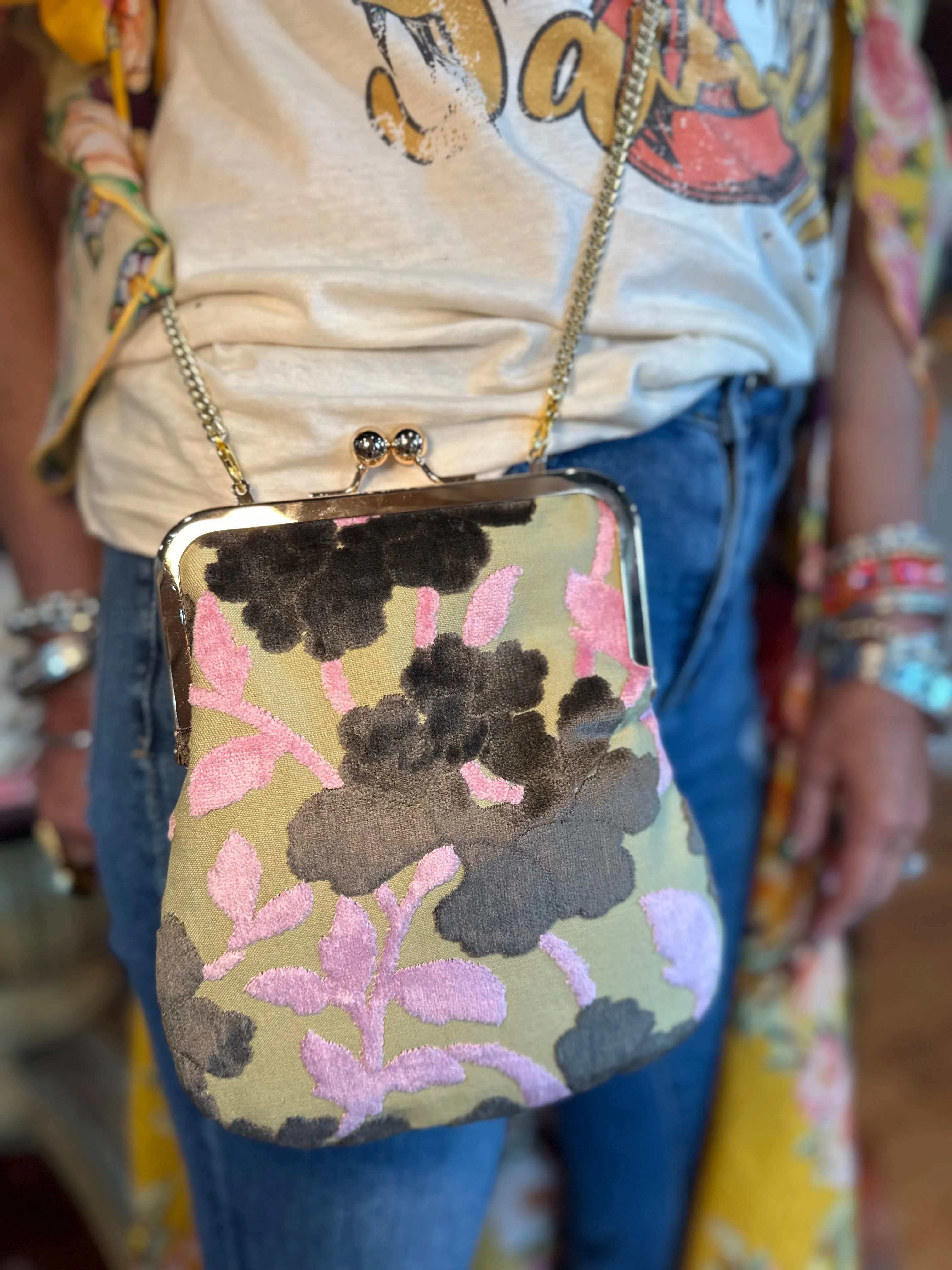 Mimi Crossbody Purse in Grenidine Lily