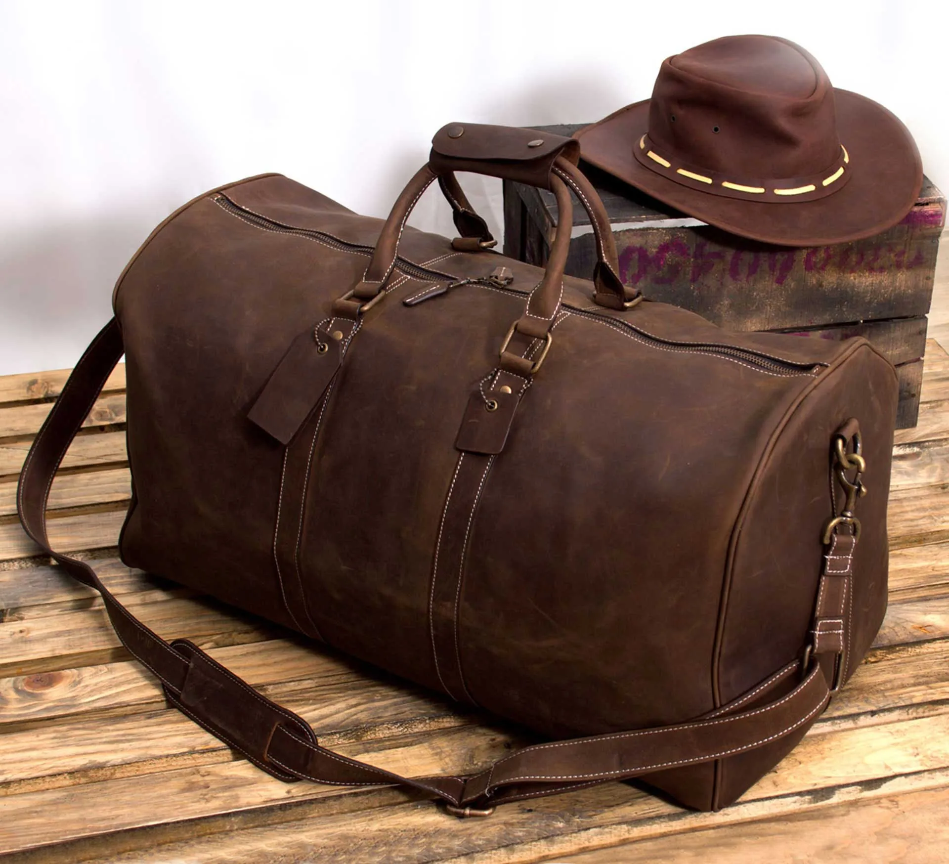 MONT5 Gokina Extra Large Leather Duffle