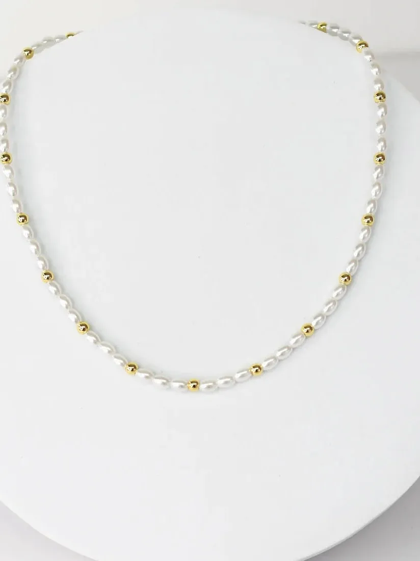 Pearl Detailed Choker