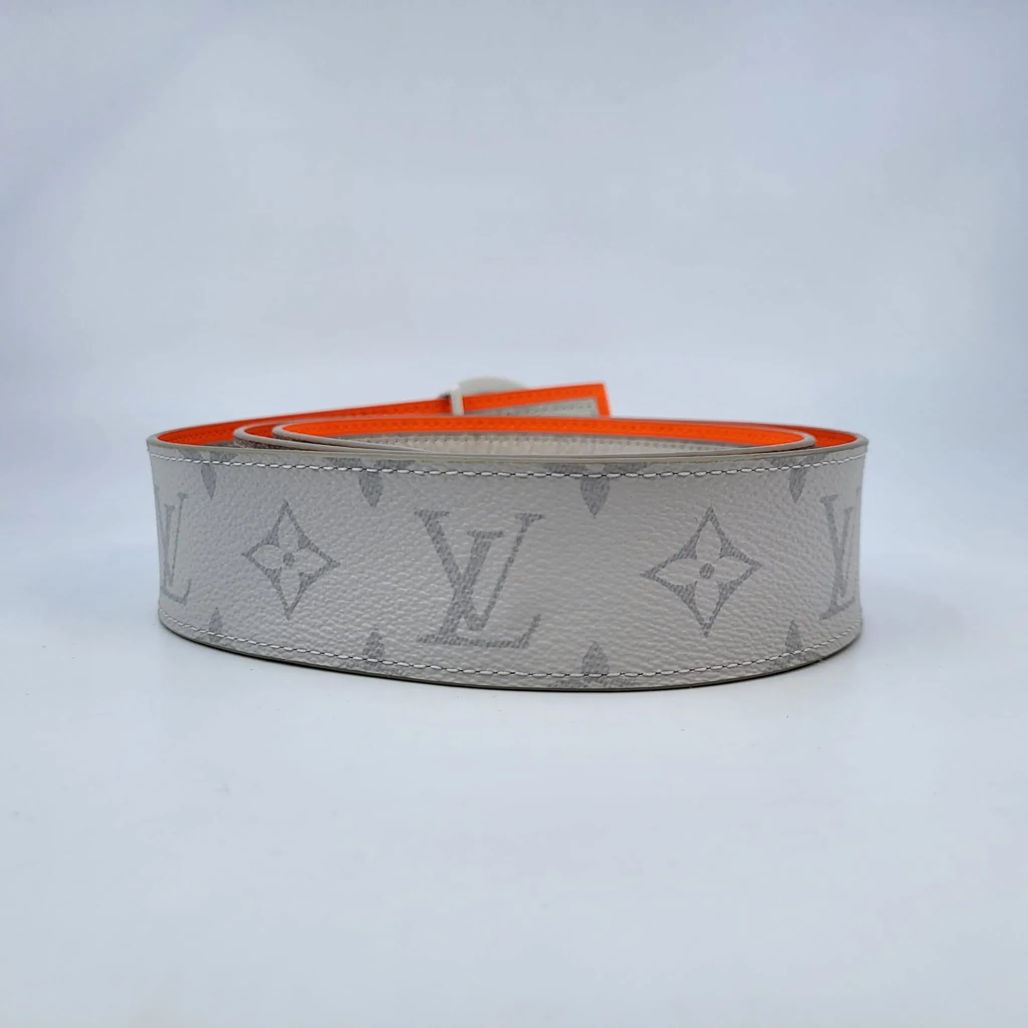 Reversible LV Antarctica White Monogram Circle Belt