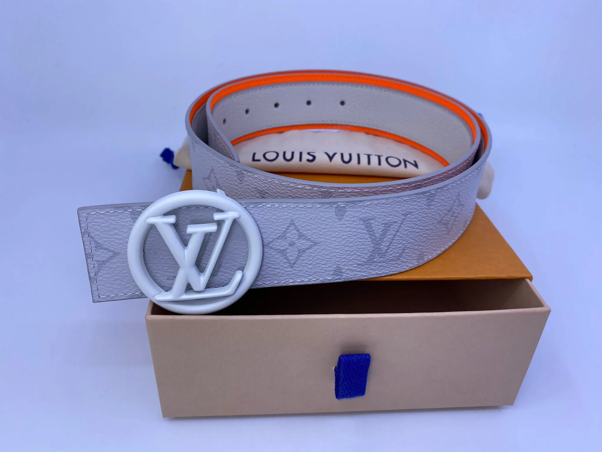 Reversible LV Antarctica White Monogram Circle Belt