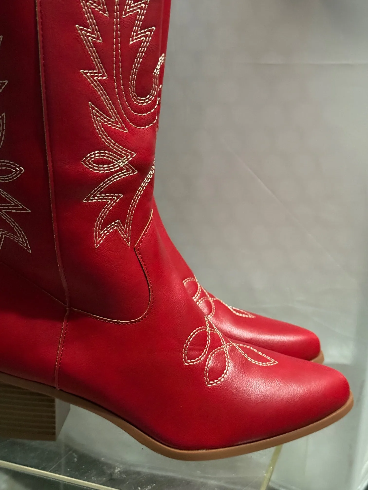 Rosanne Western CowGirl Faux Leather Boots in Red