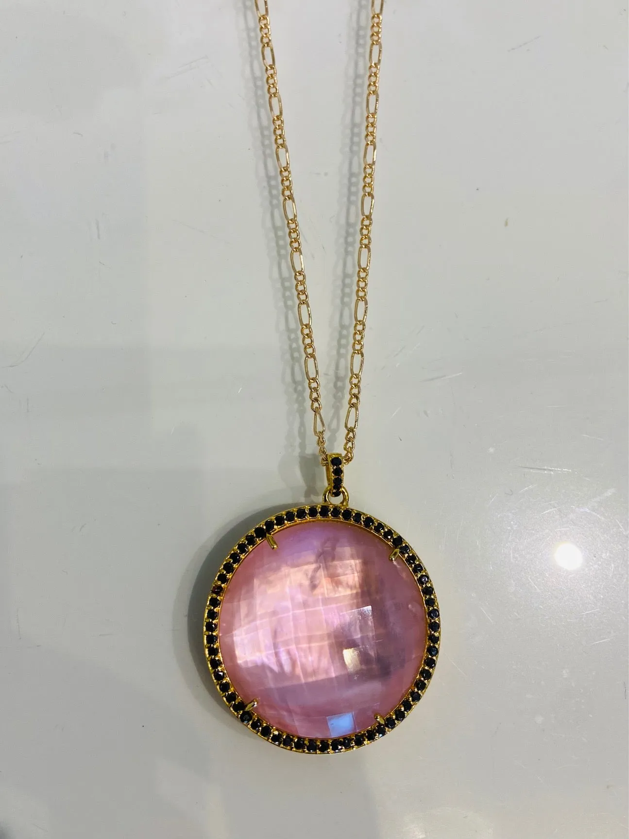 Round Pendant - Pink