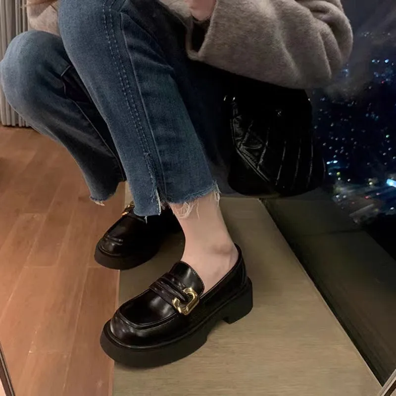 Round Toe Platform Loafers