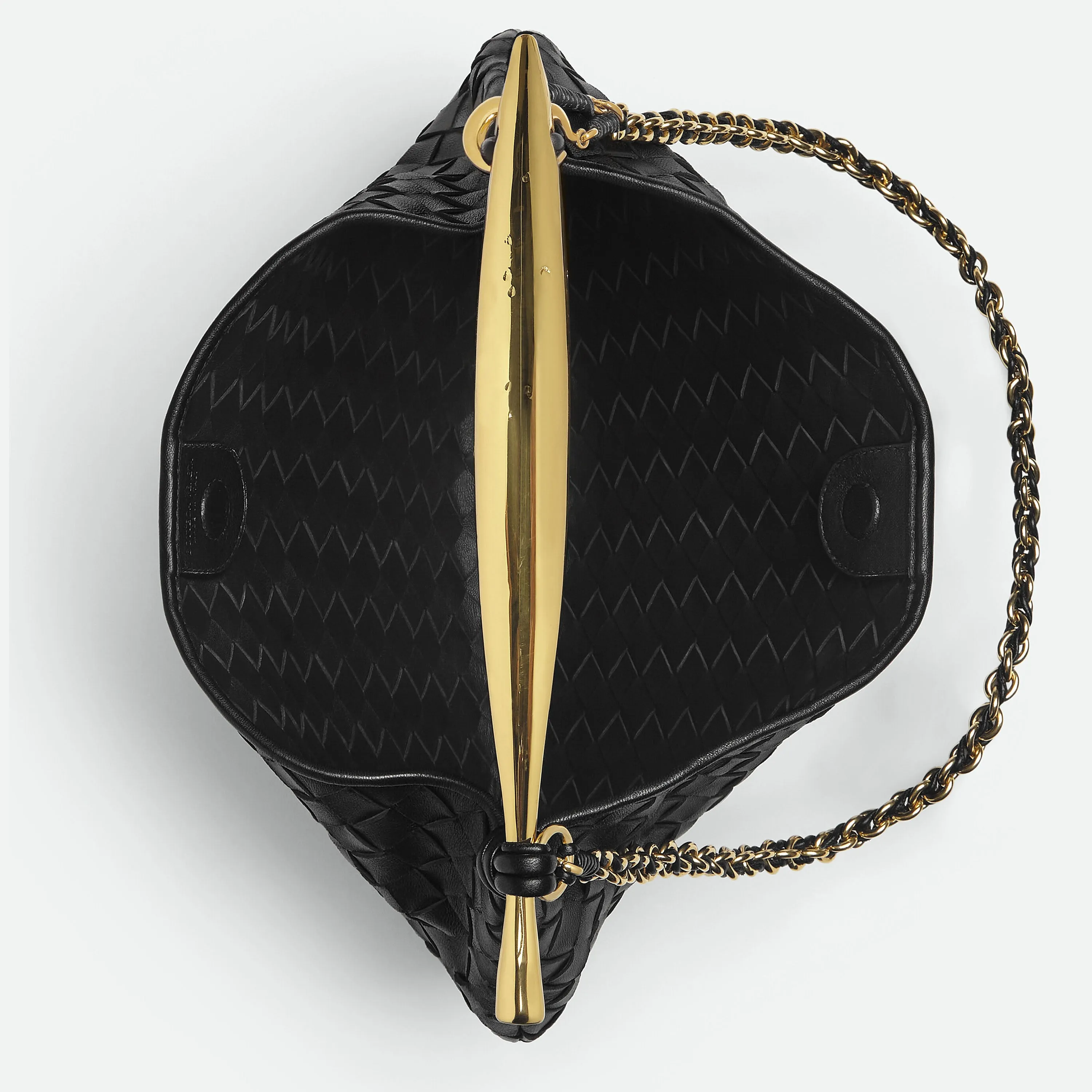 Sardine With Chain