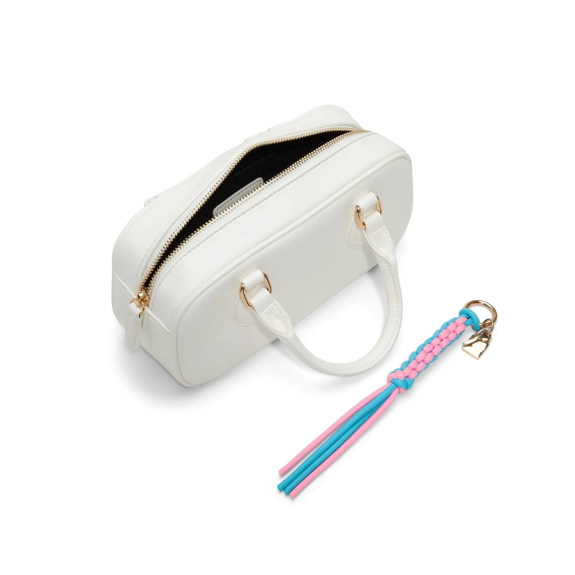 Sawyerr  /  Satchel