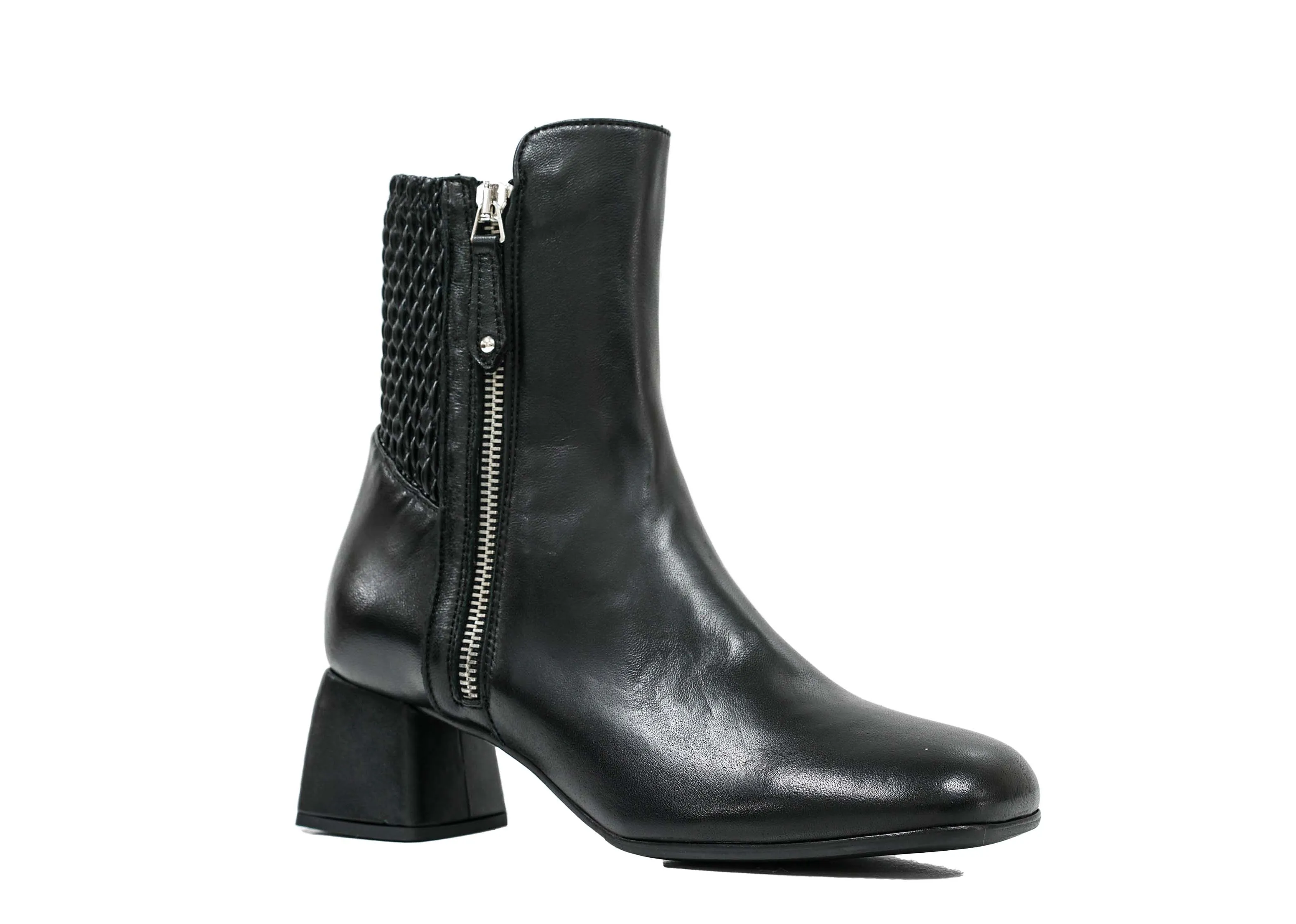 Stefano Stefani Women's Black Leather Zip Ankle Boot 6652 40% OFF