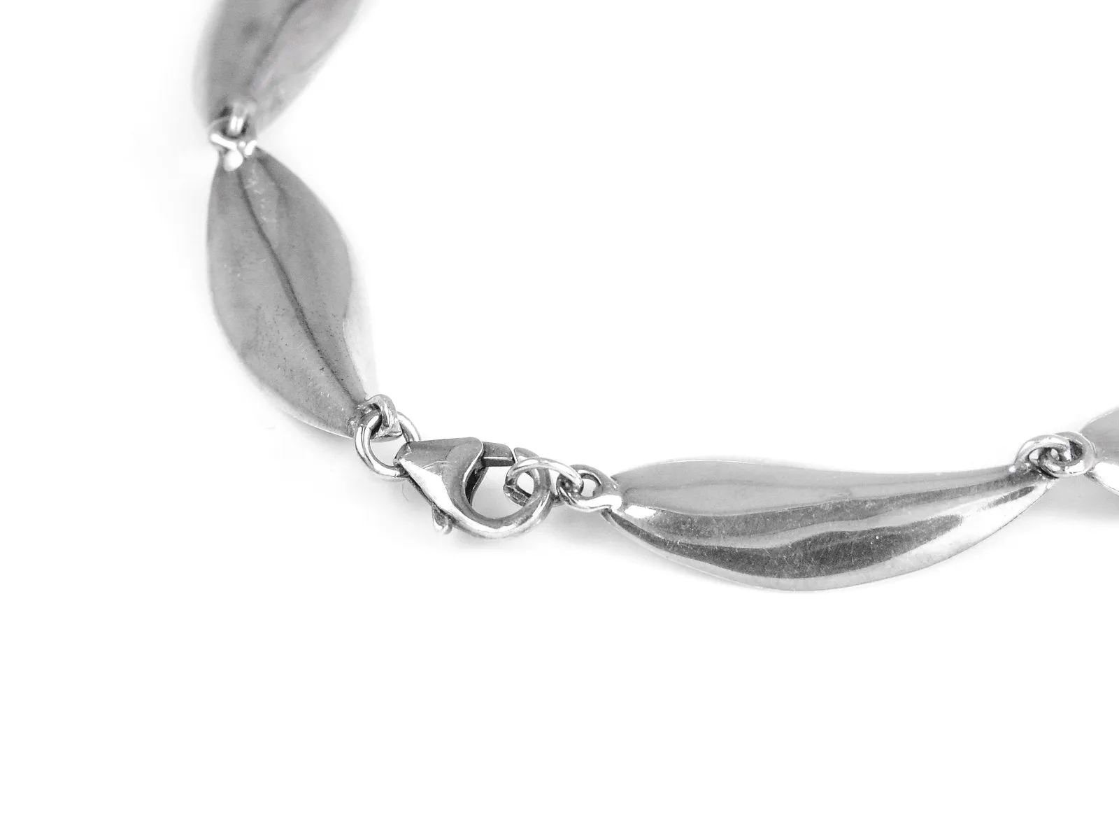 Sterling Silver Shell Twist Choker Necklace