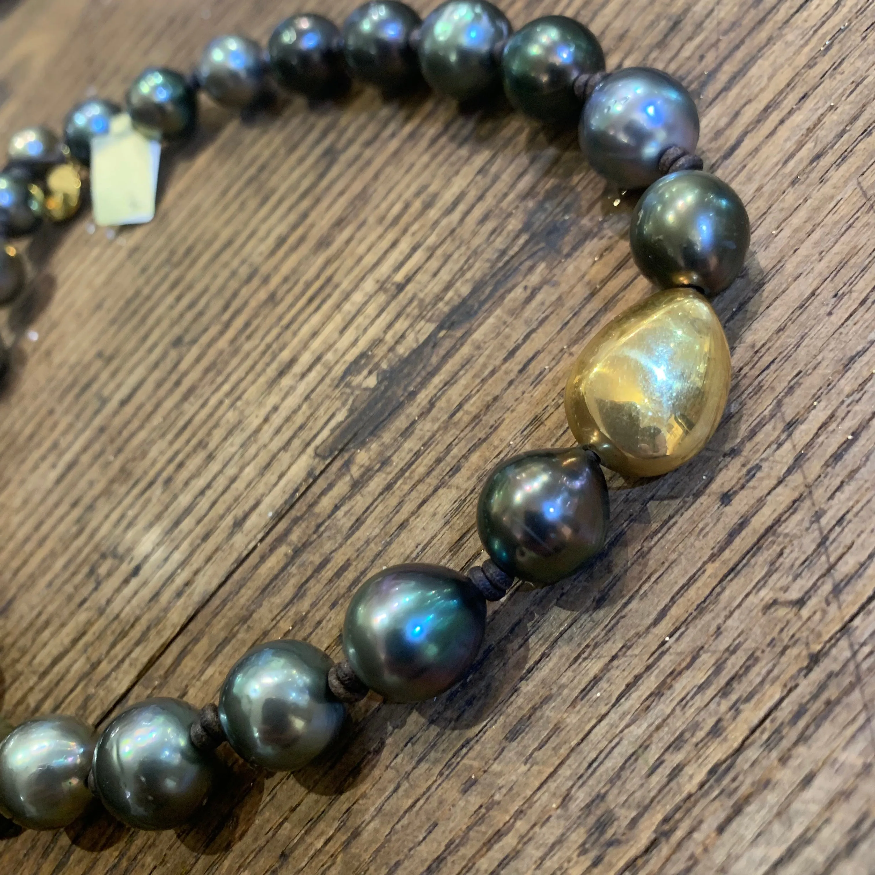 Tahitian Pearls w/ 18K Gold Large Nugget Choker | 16”