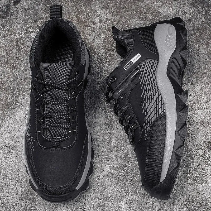 VENTURE PRO Hiking Sneakers