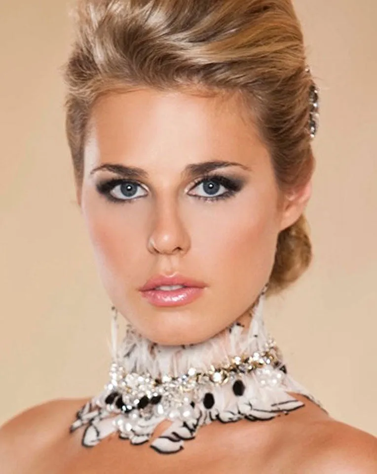 Wedding and formal necklaces - dramatic feather choker - Francesca by Kezani