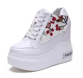 Women Shoes 2018 Spring Autumn Woman Platforms Shoes Women Retro Shoes Woman Lace-Up 12 cm High Heels Height Increasing Boots